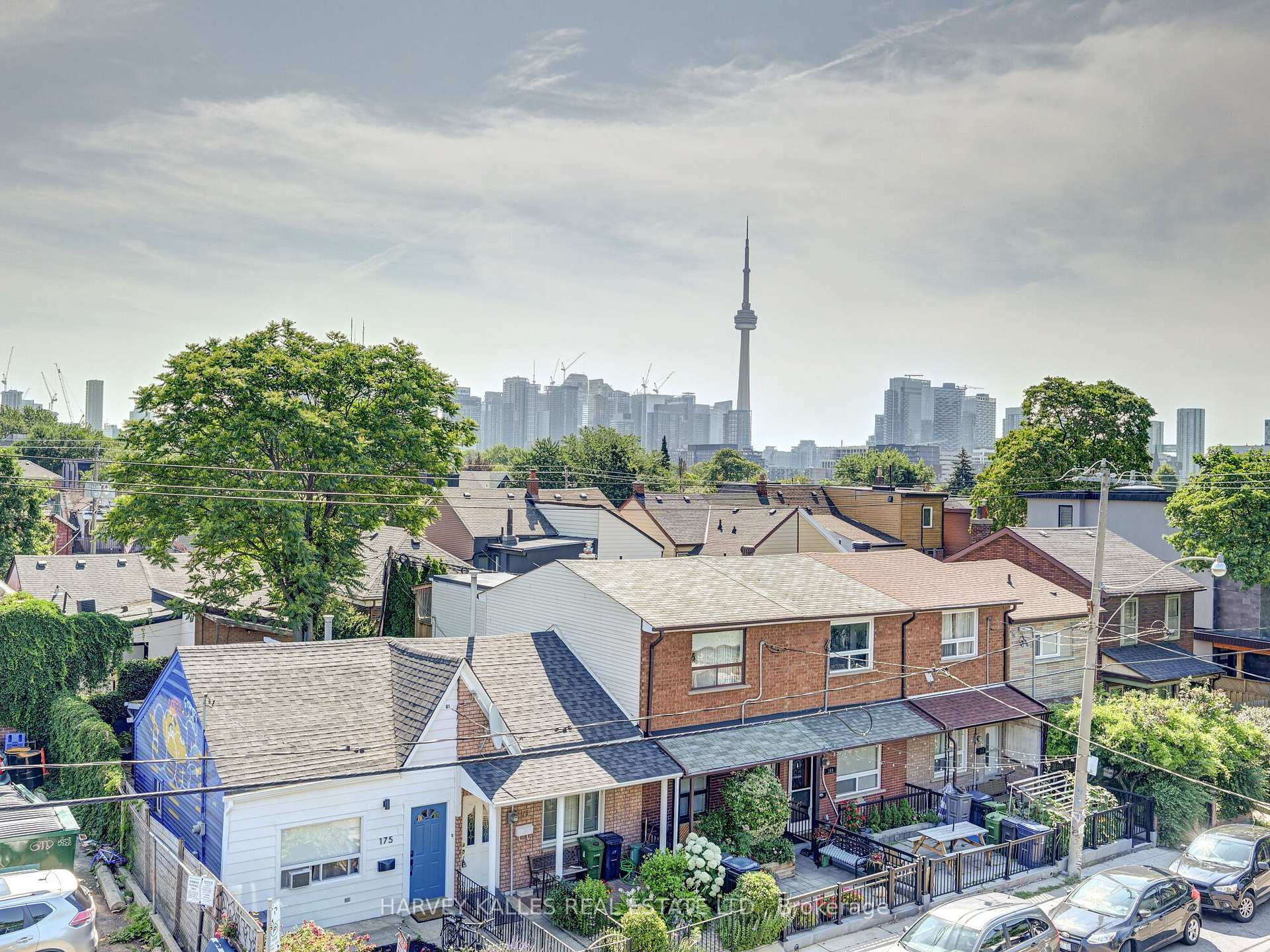 Photo 22 of Unit Upper, 885 Dundas Street W, Toronto, Trinity-Bellwoods — HOMEH