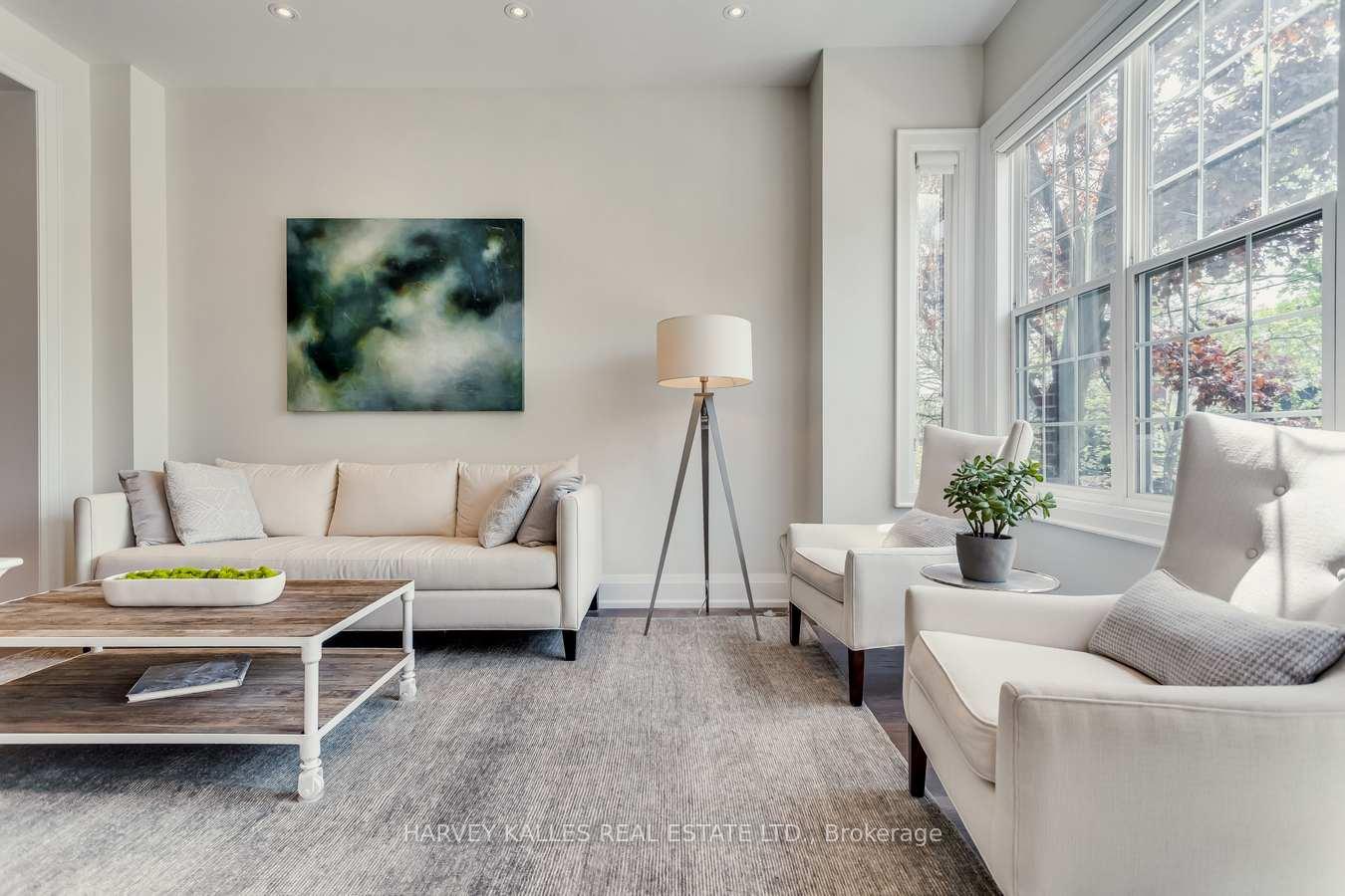 Photo 2 of 45 Cuthbert Crescent, Toronto, Mount Pleasant West — HOMEH