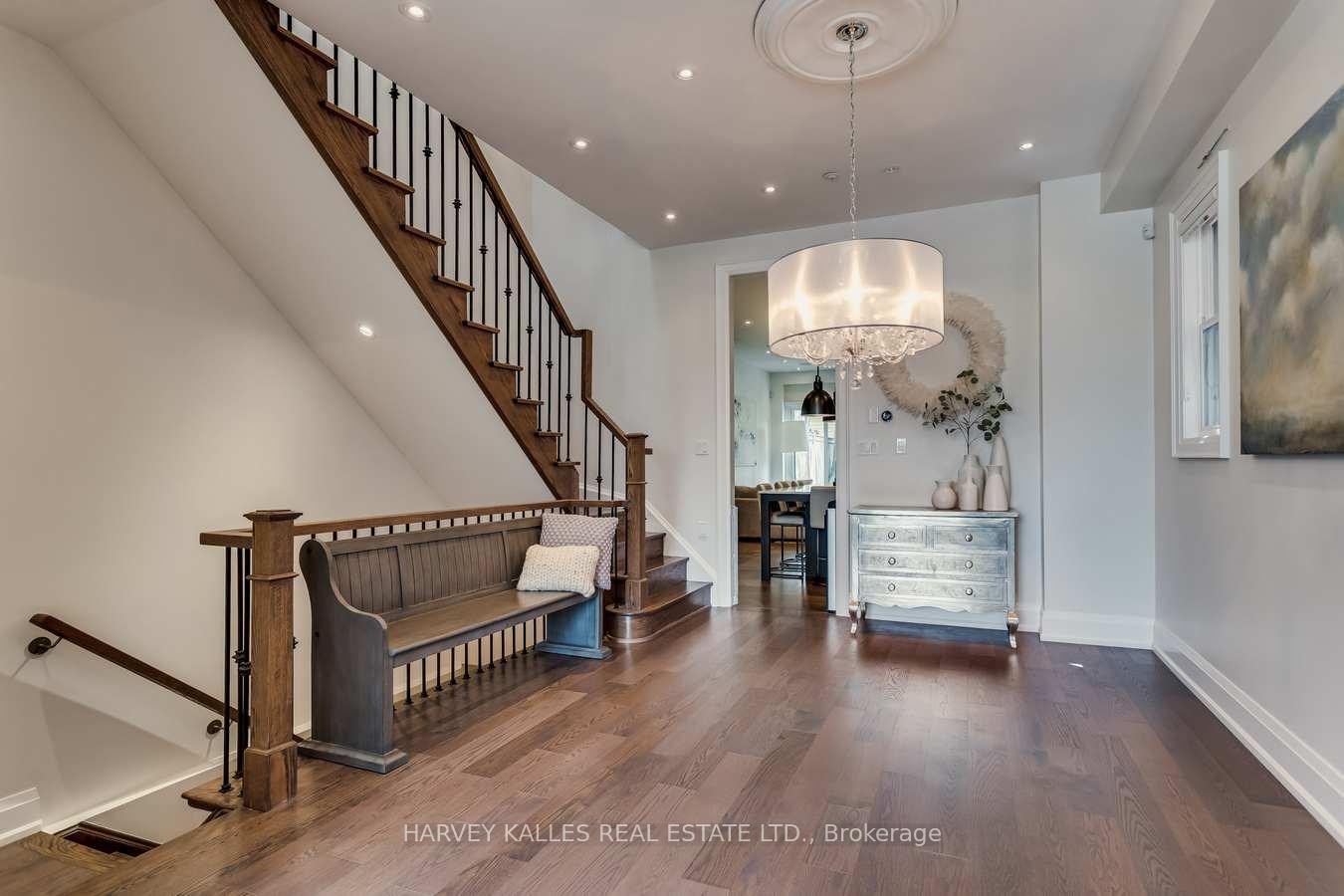 Photo 12 of 45 Cuthbert Crescent, Toronto, Mount Pleasant West — HOMEH