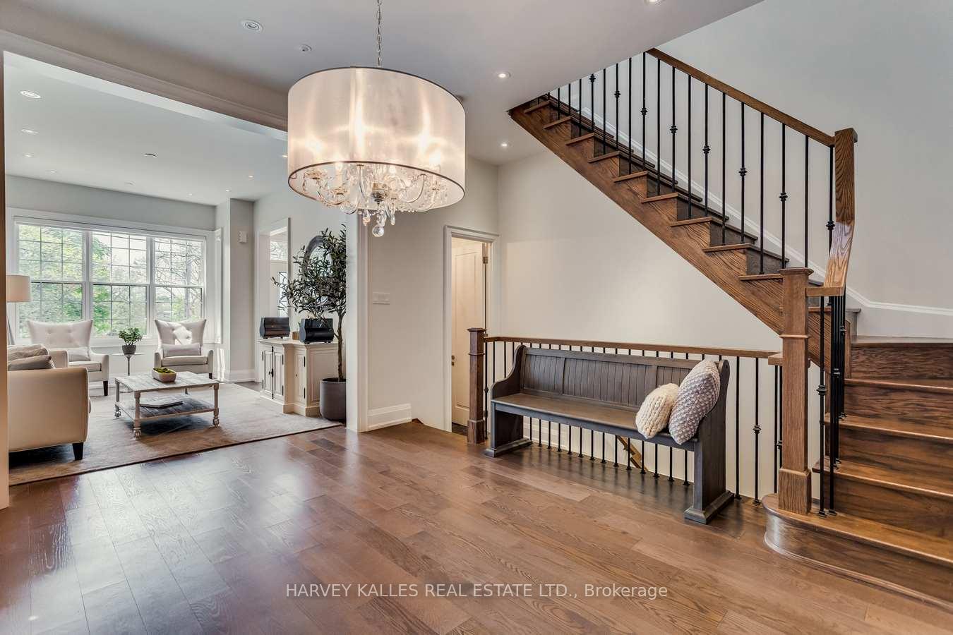 Photo 10 of 45 Cuthbert Crescent, Toronto, Mount Pleasant West — HOMEH