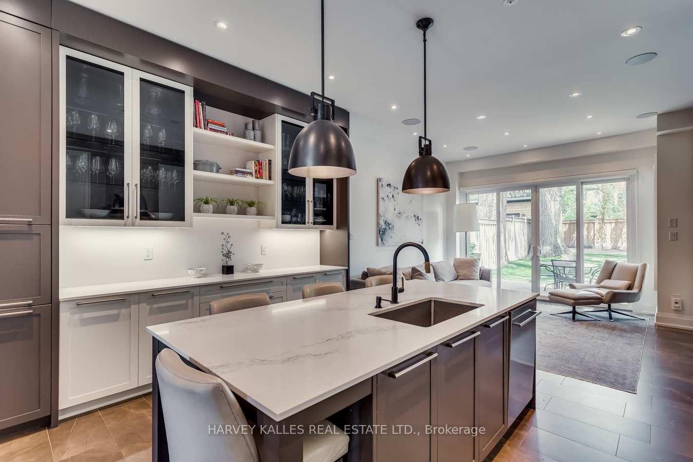 Photo 29 of 45 Cuthbert Crescent, Toronto, Mount Pleasant West — HOMEH