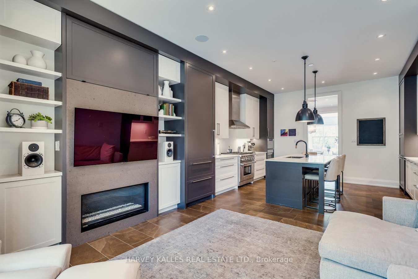 Photo 18 of 45 Cuthbert Crescent, Toronto, Mount Pleasant West — HOMEH