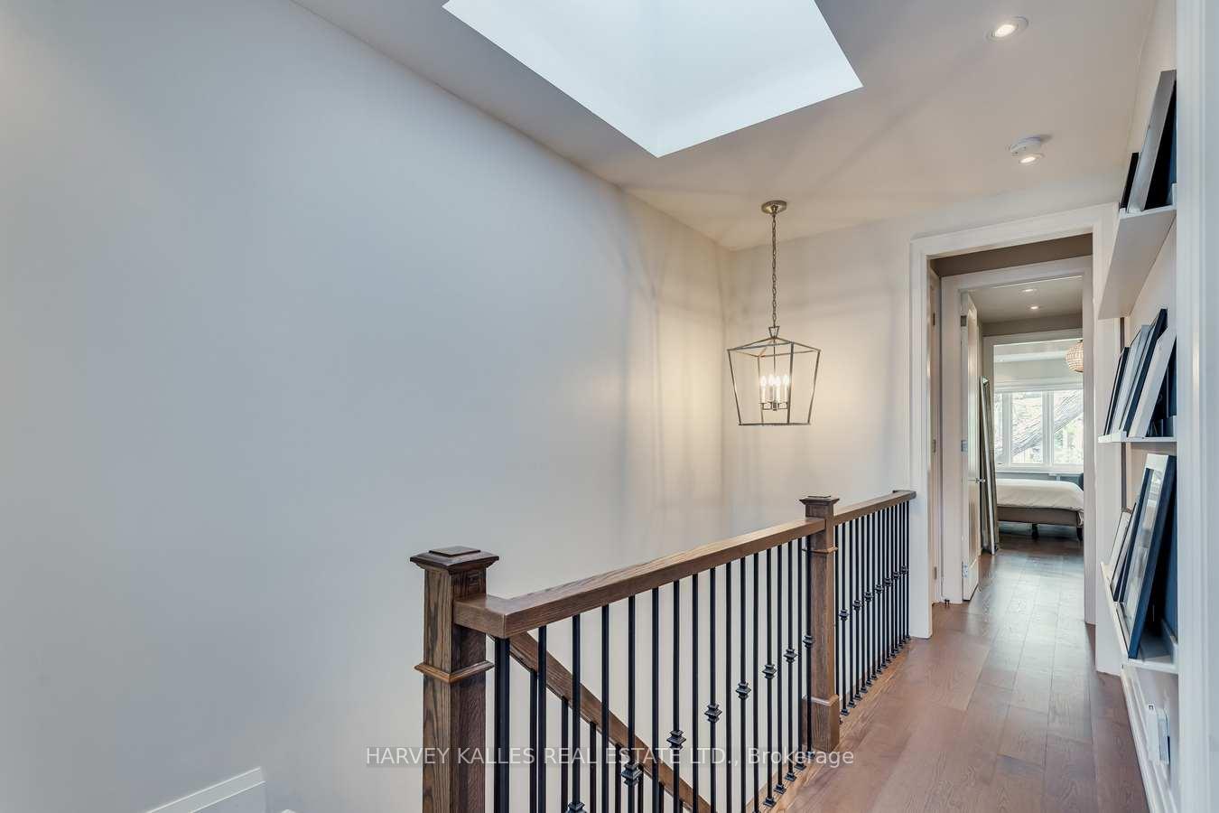 Photo 22 of 45 Cuthbert Crescent, Toronto, Mount Pleasant West — HOMEH