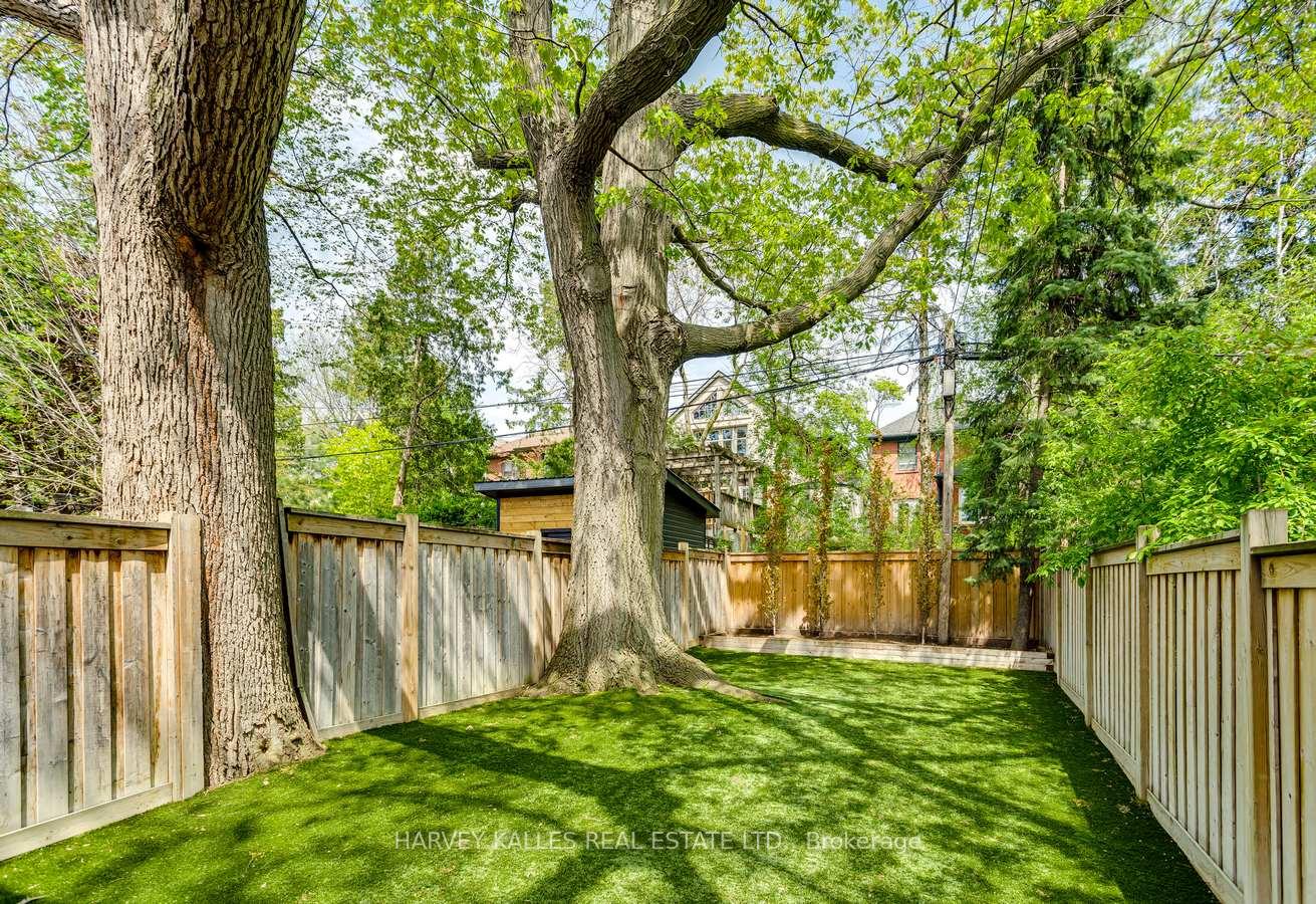 Photo 39 of 45 Cuthbert Crescent, Toronto, Mount Pleasant West — HOMEH