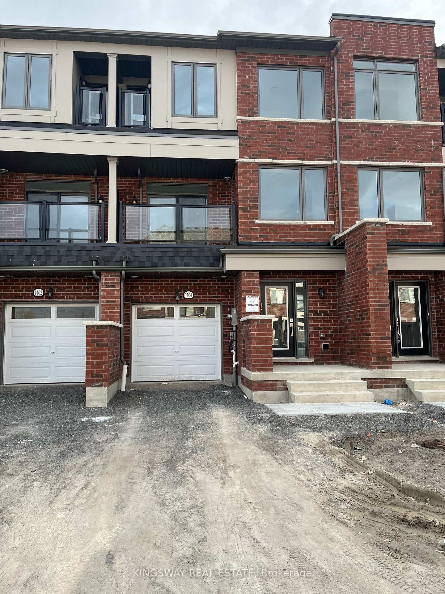 Front of 1104 Lockie Drive