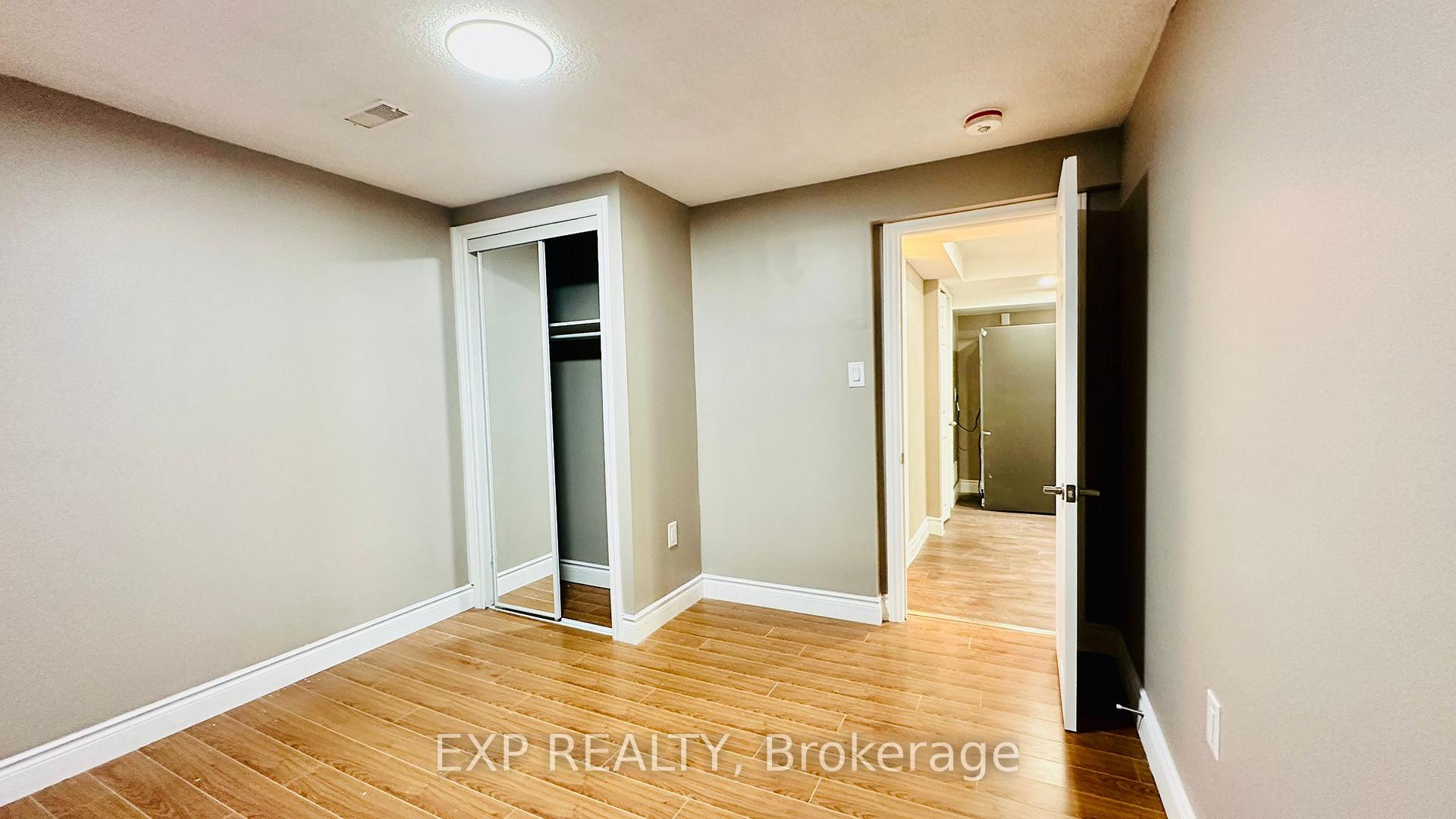Photo 9 of 96 Timberlane Crescent, Kitchener, Forest Heights — HOMEH
