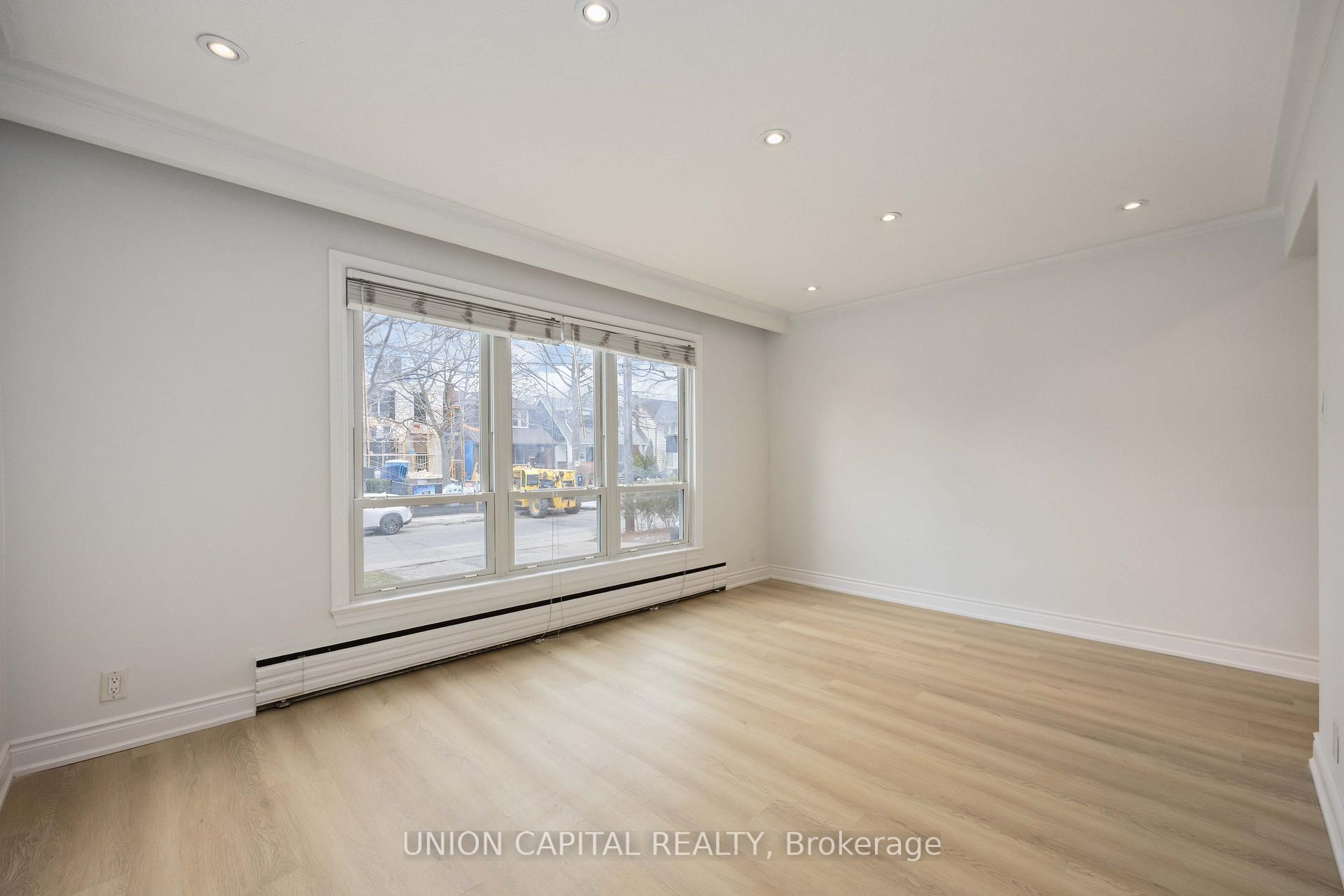 Photo 3 of Unit Main, 419 Balliol Street, Toronto, Mount Pleasant East — HOMEH