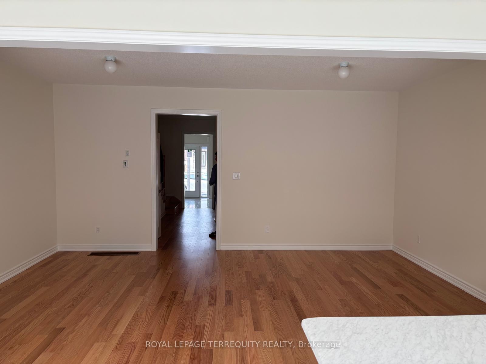 Photo 12 of 1141 Cameo Street, Pickering, Rural Pickering — HOMEH