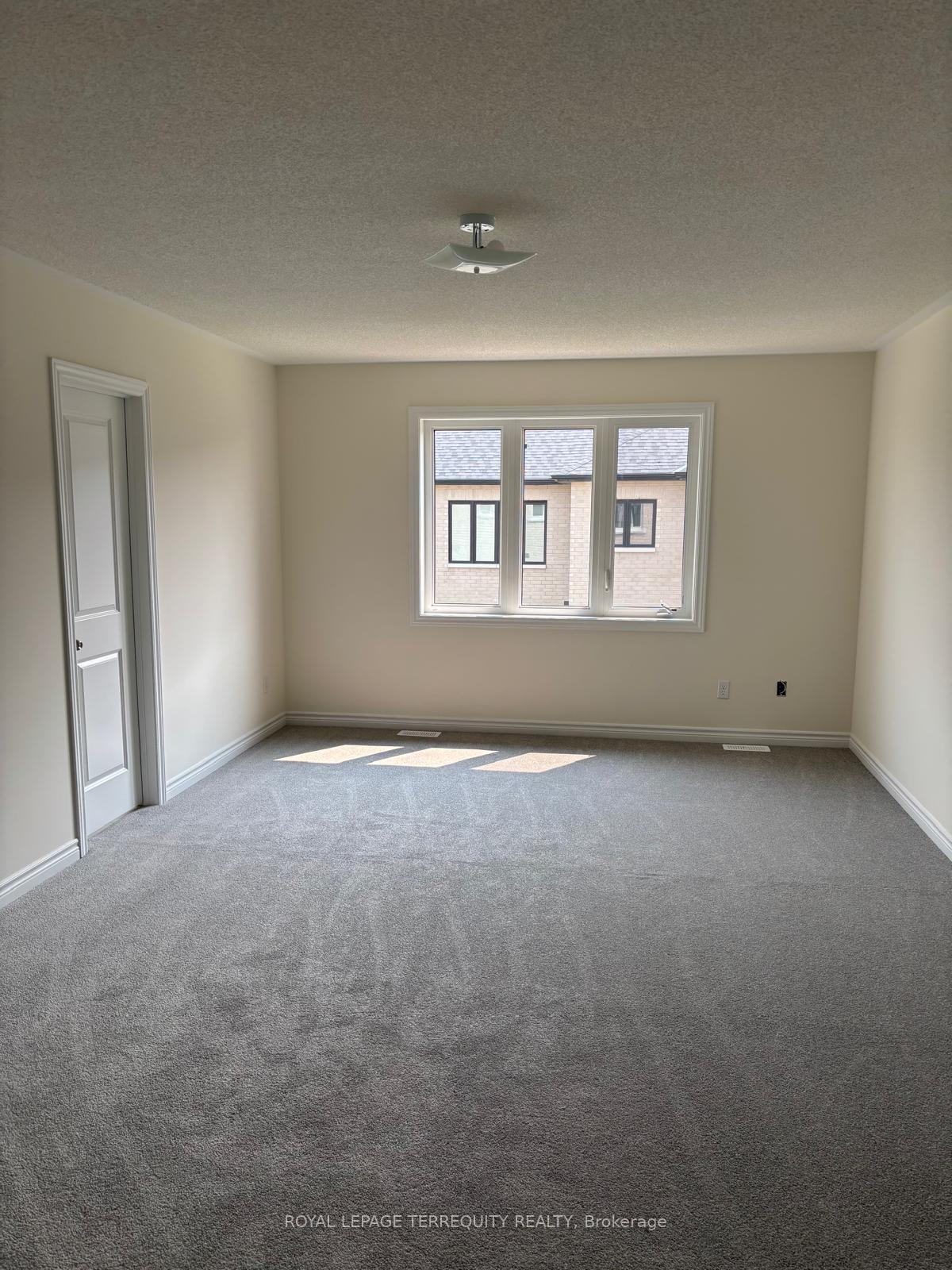 Photo 14 of 1141 Cameo Street, Pickering, Rural Pickering — HOMEH