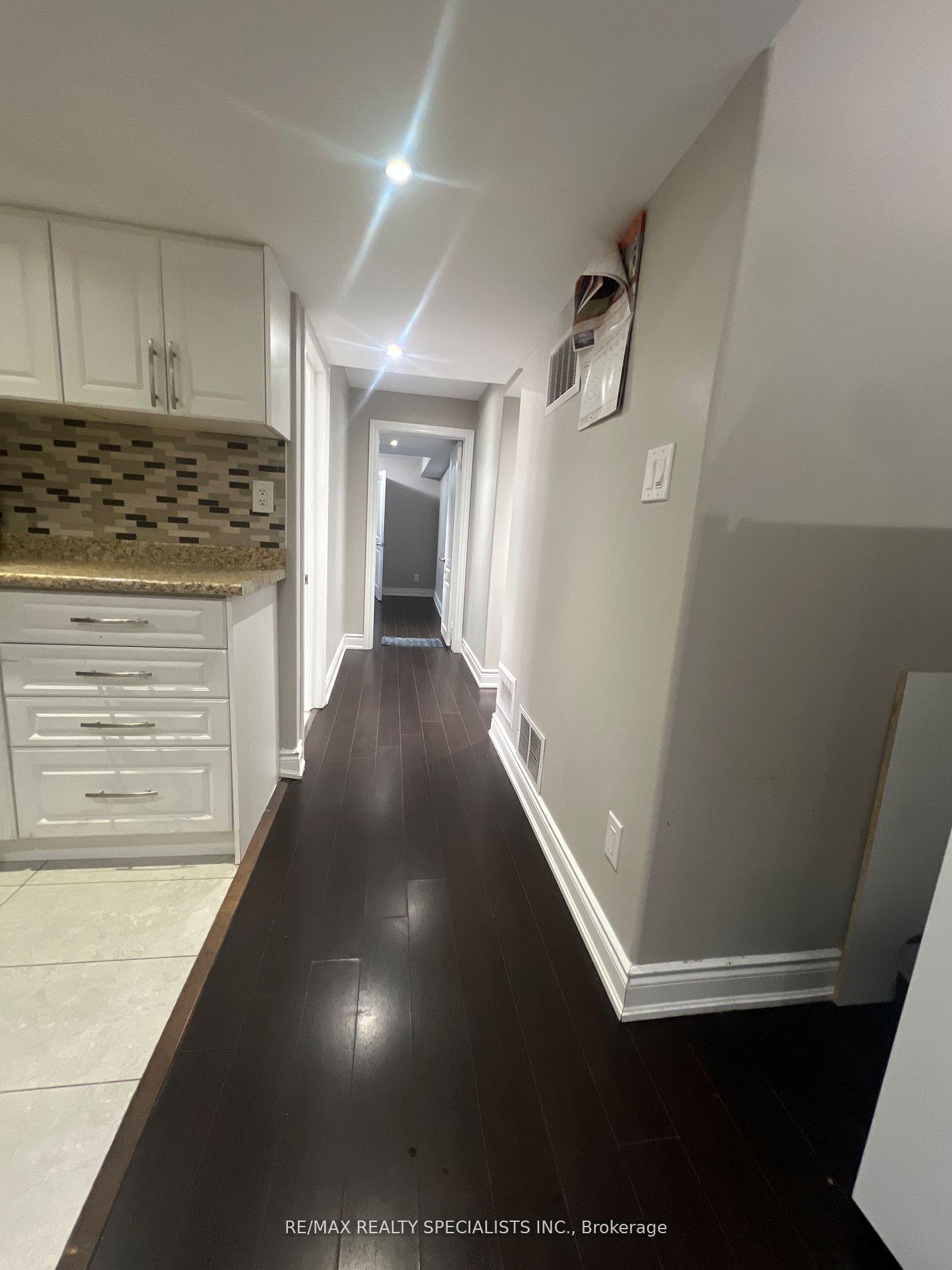 Photo 5 of 57 Donomore Drive, Brampton, Northwest Brampton — HOMEH