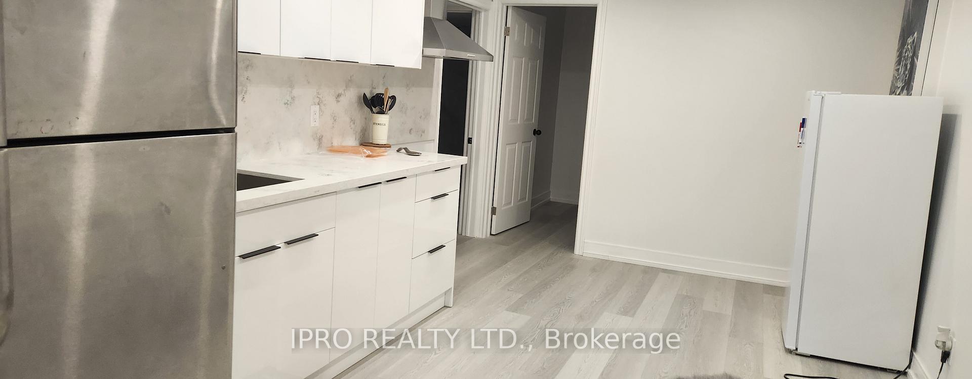 Photo 8 of 590 Bon Echo Drive, Oshawa, Lakeview — HOMEH