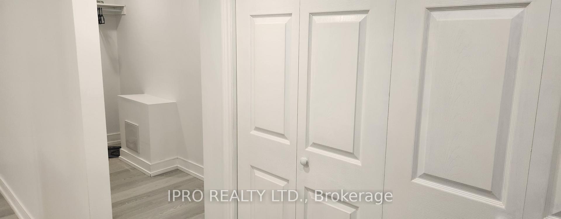 Photo 3 of 590 Bon Echo Drive, Oshawa, Lakeview — HOMEH