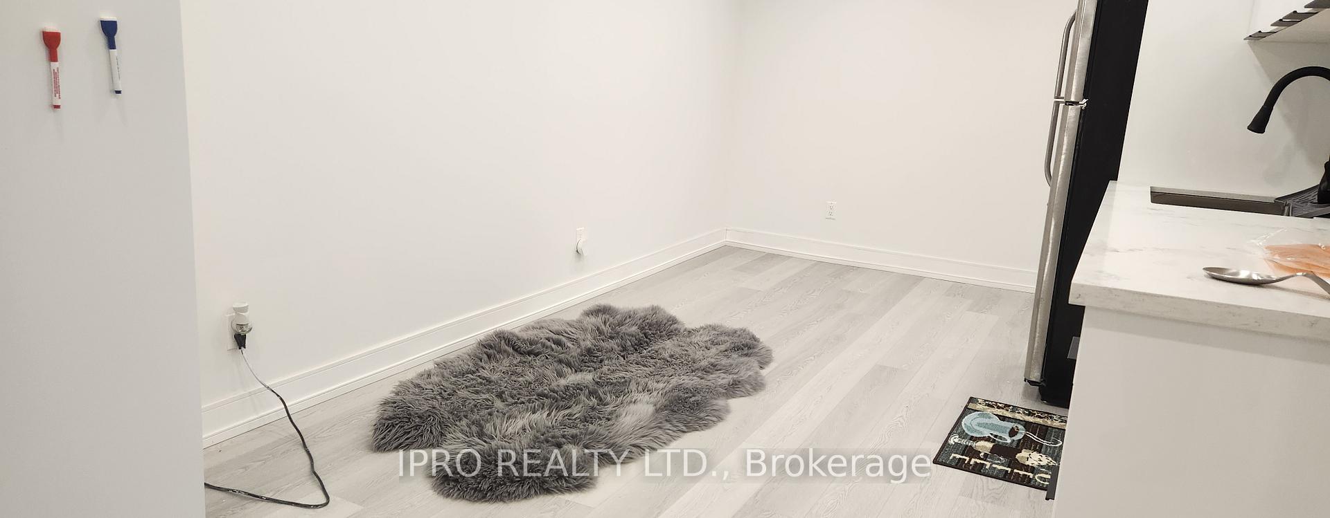 Photo 12 of 590 Bon Echo Drive, Oshawa, Lakeview — HOMEH