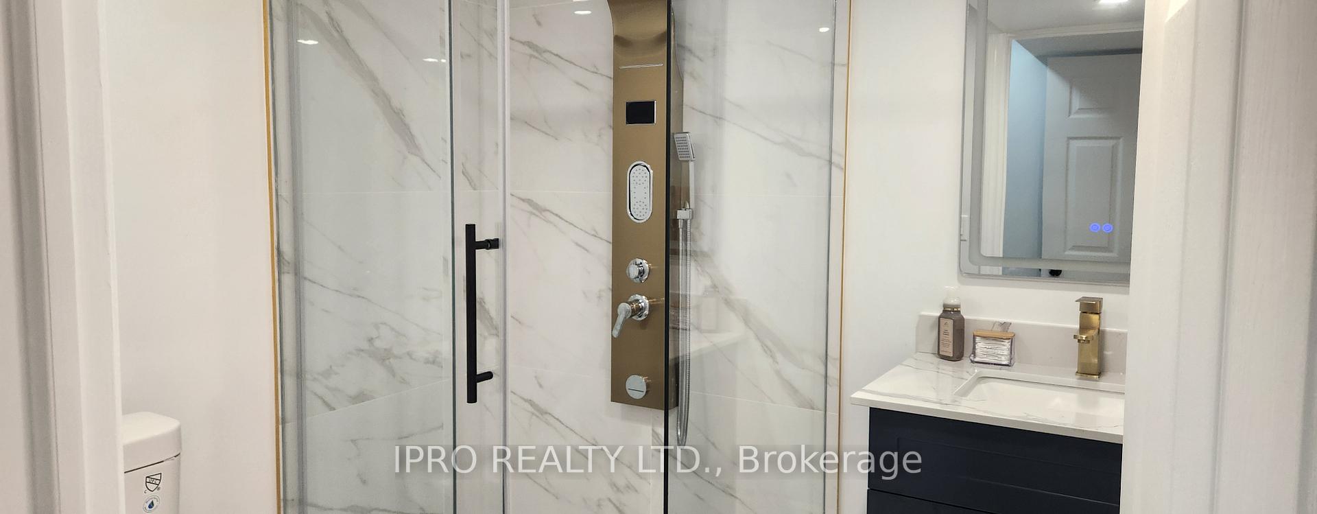 Photo 5 of 590 Bon Echo Drive, Oshawa, Lakeview — HOMEH