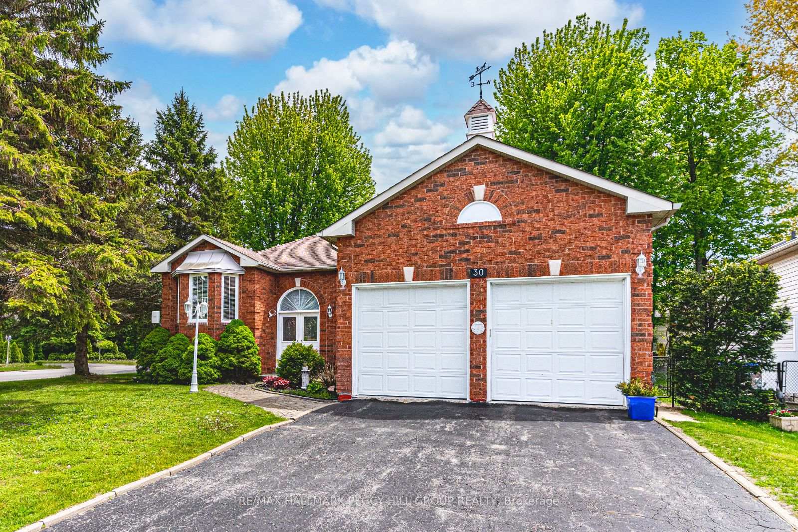 Photo 1 of Unit Lower, 30 Brouwer Crescent, Wasaga Beach — HOMEH