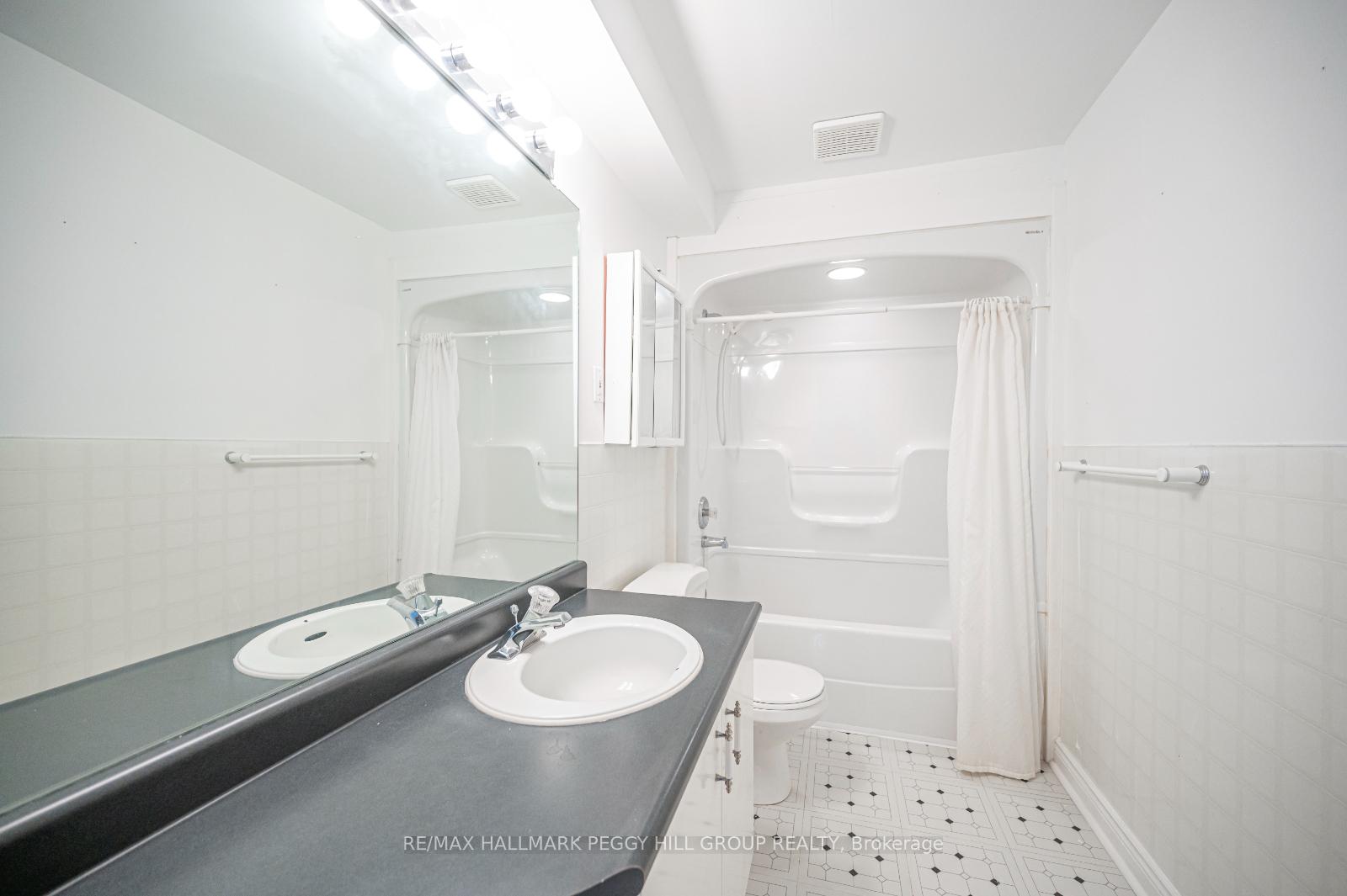 Photo 8 of Unit Lower, 30 Brouwer Crescent, Wasaga Beach — HOMEH
