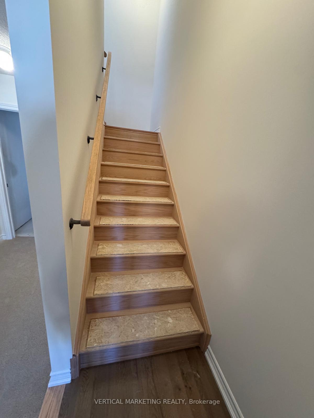 Photo 1 of 2544 Hibiscus Drive, Pickering, Rural Pickering — HOMEH