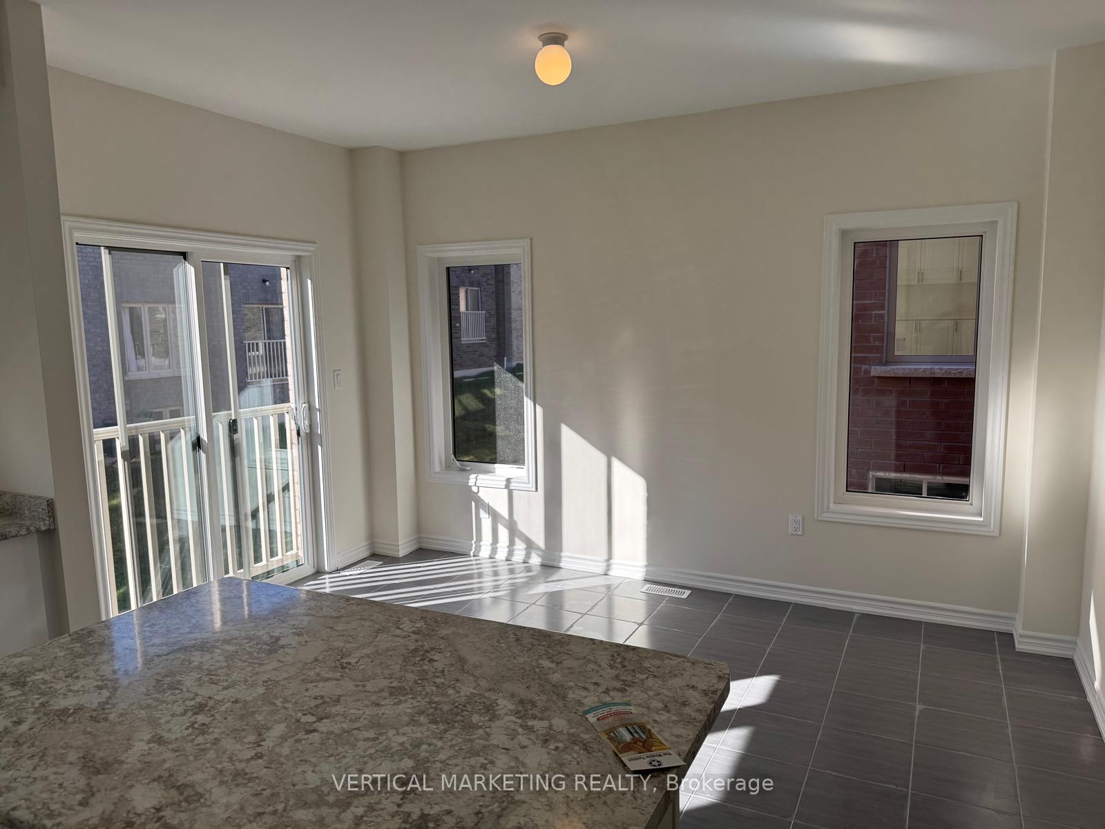Photo 2 of 2544 Hibiscus Drive, Pickering, Rural Pickering — HOMEH