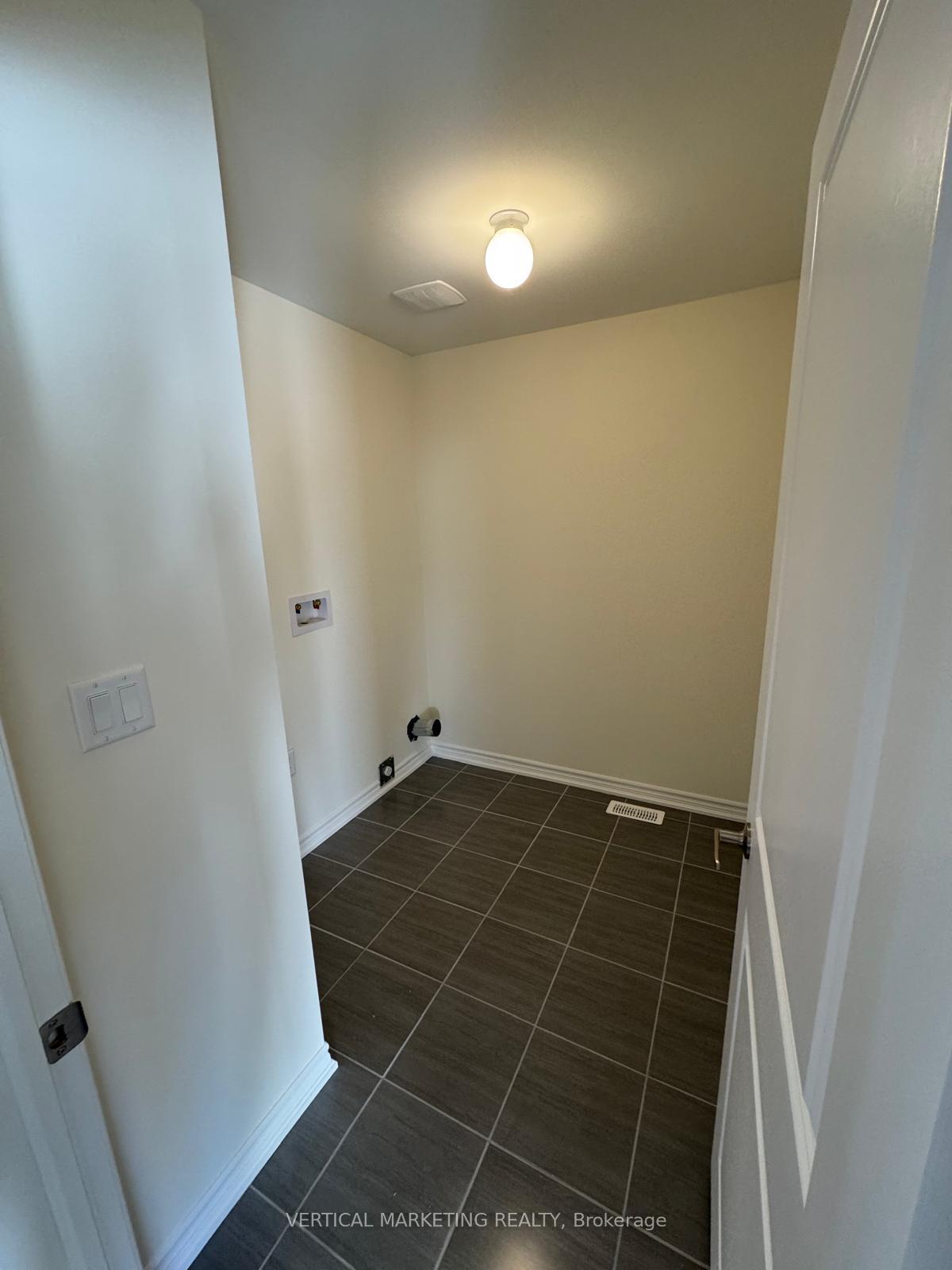 Photo 24 of 2544 Hibiscus Drive, Pickering, Rural Pickering — HOMEH