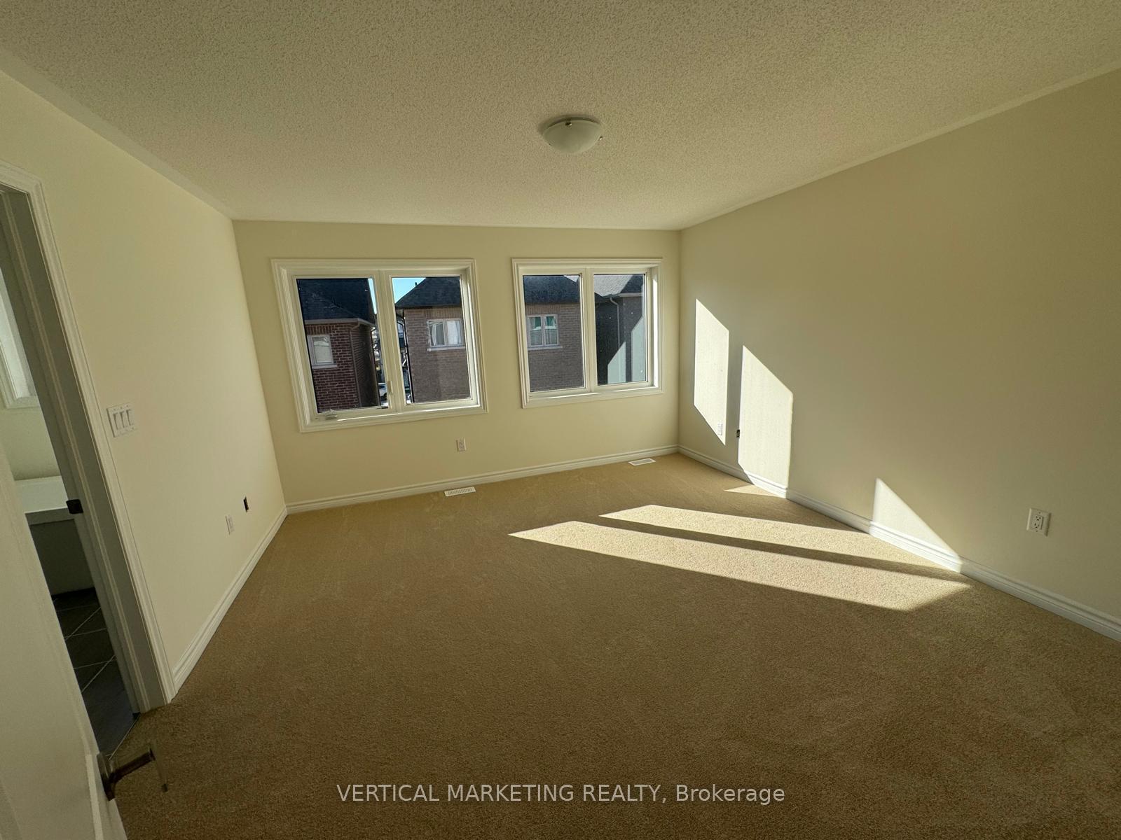 Photo 15 of 2544 Hibiscus Drive, Pickering, Rural Pickering — HOMEH