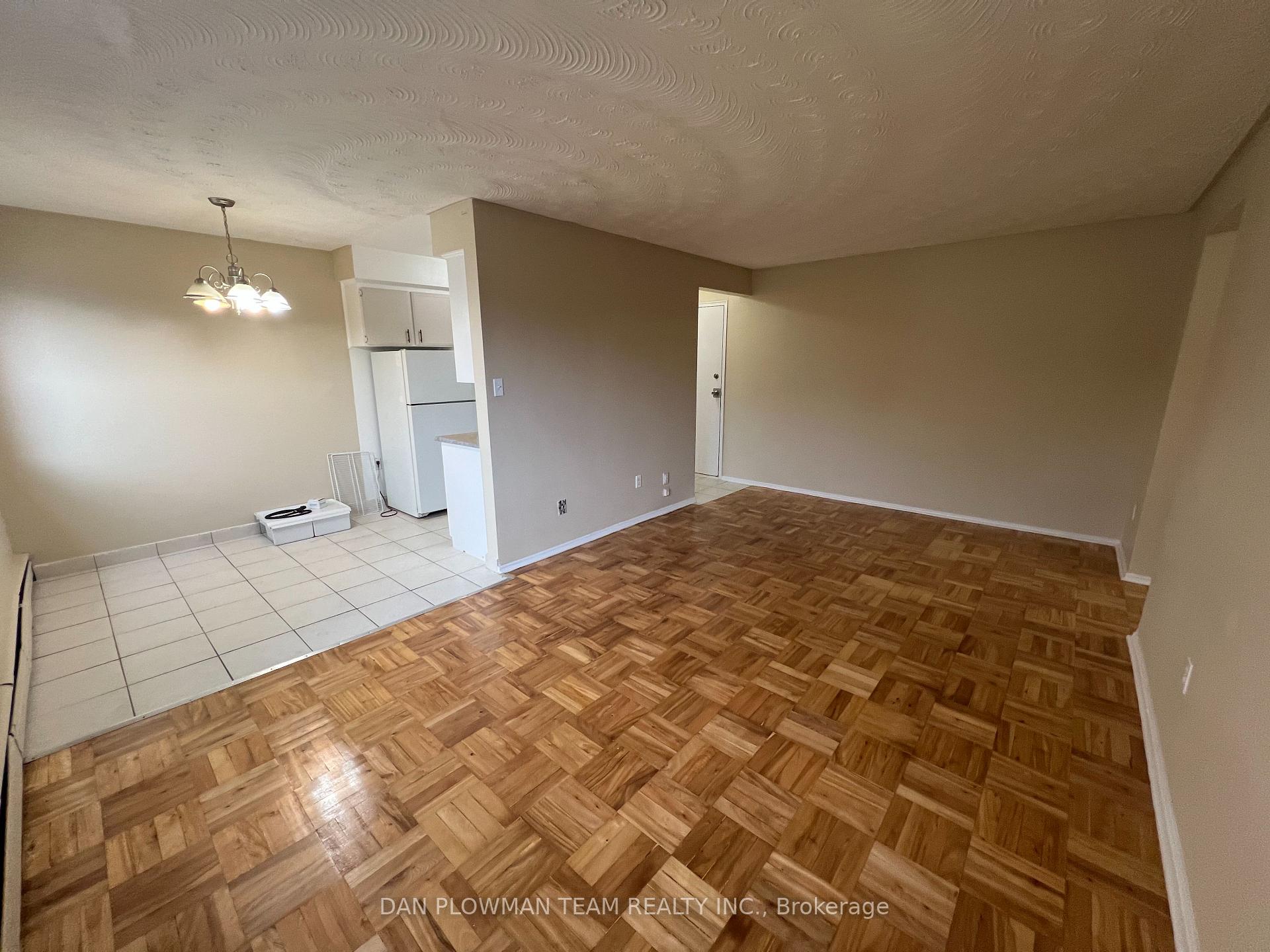 Photo 5 of Unit 209, 170 Park Road S, Oshawa, Vanier — HOMEH