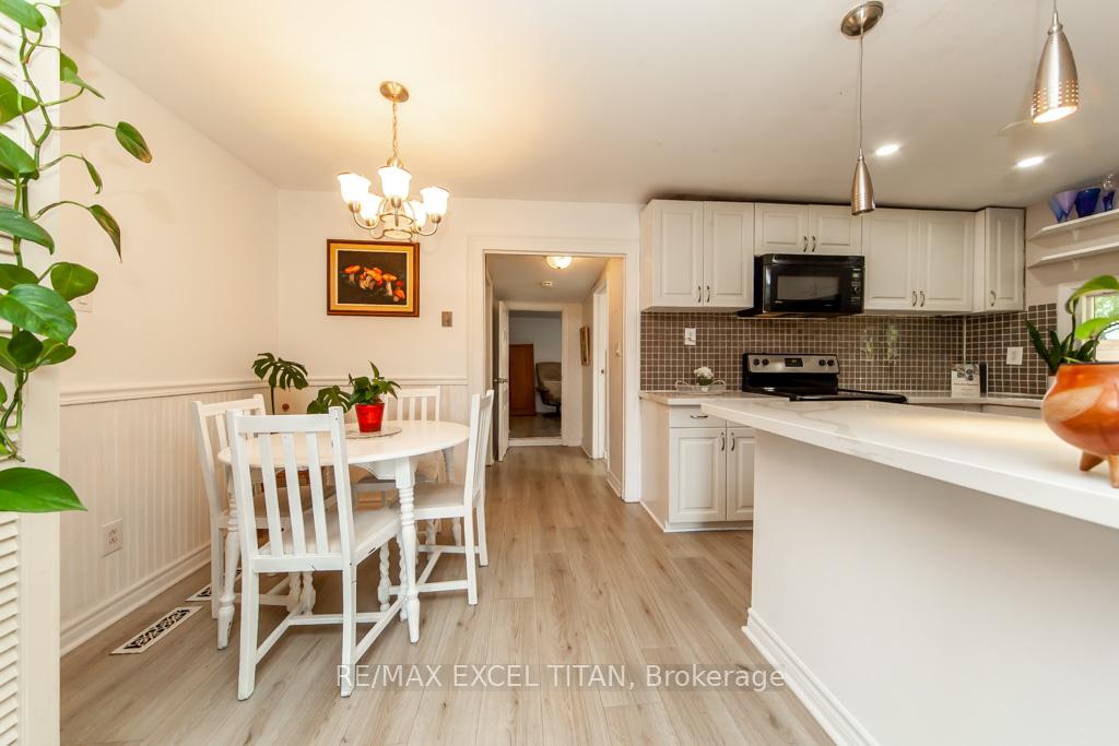 Photo 15 of Unit A, 278 Pasadena Drive, Georgina, Keswick South — HOMEH