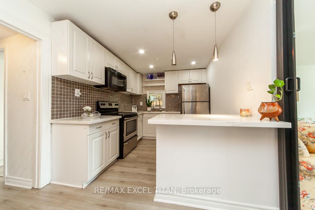 Photo 8 of Unit A, 278 Pasadena Drive, Georgina, Keswick South — HOMEH