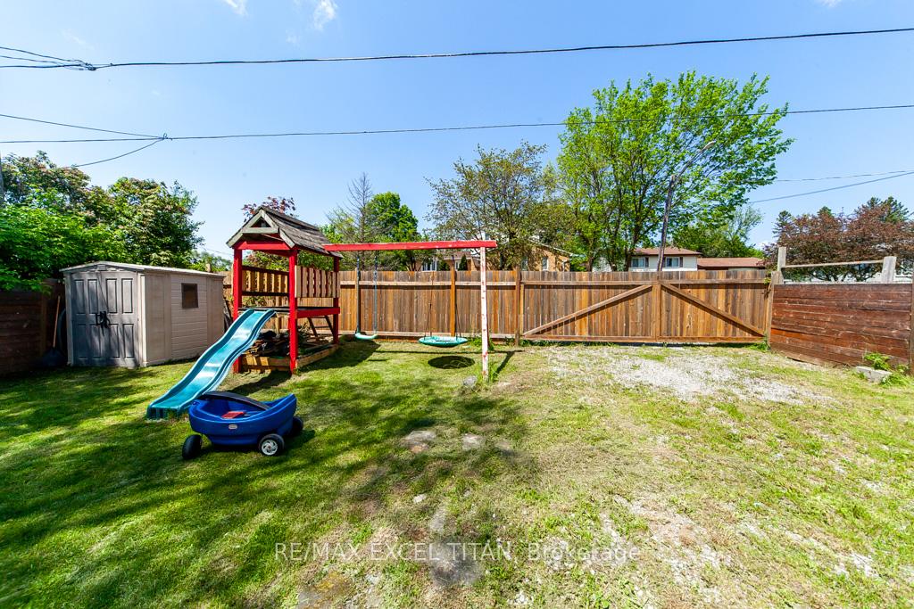 Photo 23 of Unit A, 278 Pasadena Drive, Georgina, Keswick South — HOMEH