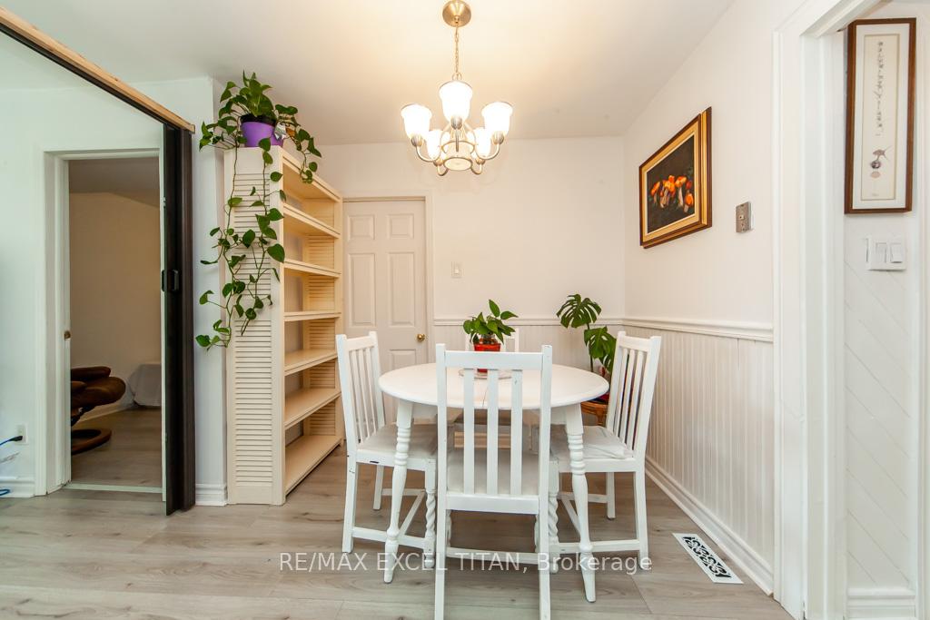 Photo 9 of Unit B, 278 Pasadena Drive, Georgina, Keswick South — HOMEH