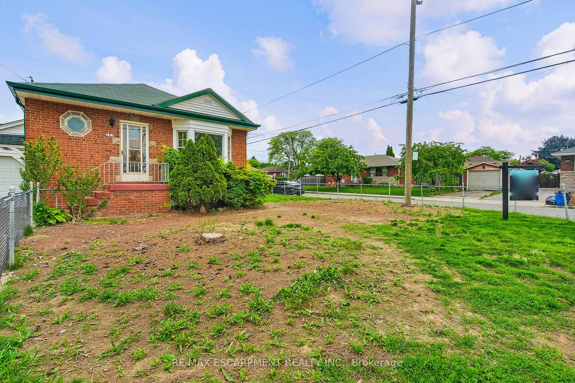 Photo 7 of 287 Montrose Avenue, Hamilton, Rosedale — HOMEH