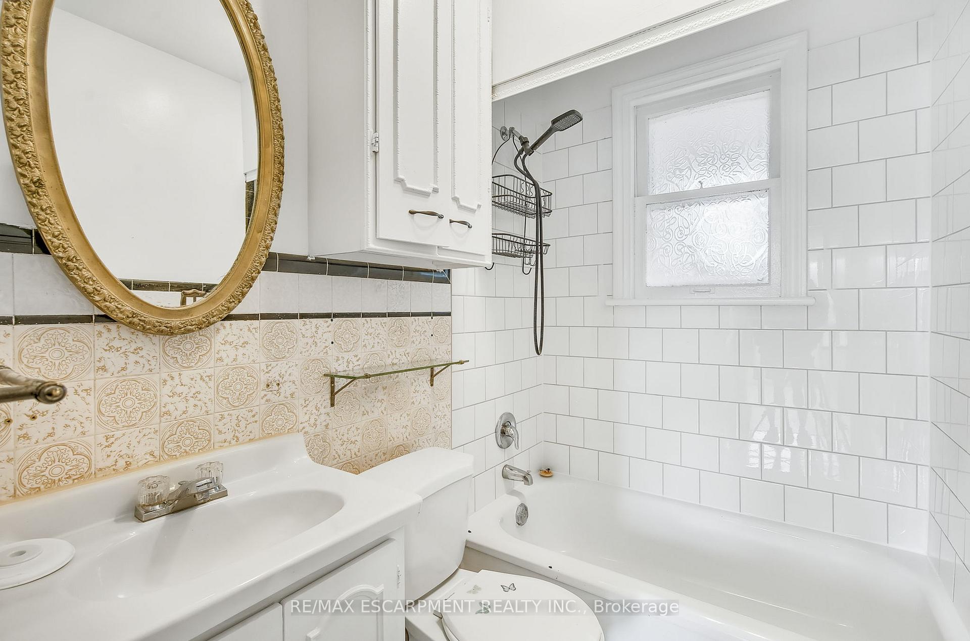 Photo 17 of 287 Montrose Avenue, Hamilton, Rosedale — HOMEH