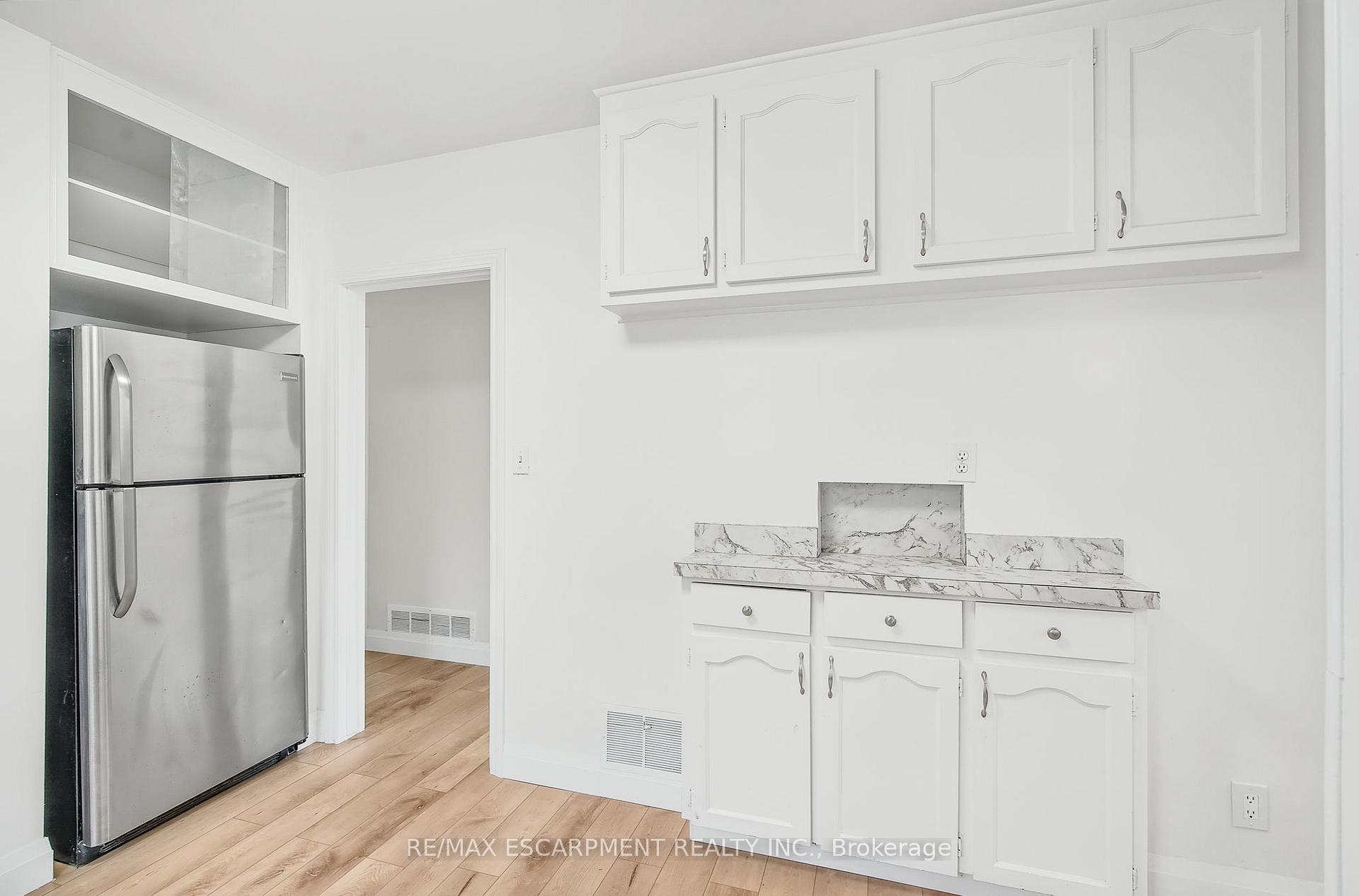 Photo 26 of 287 Montrose Avenue, Hamilton, Rosedale — HOMEH