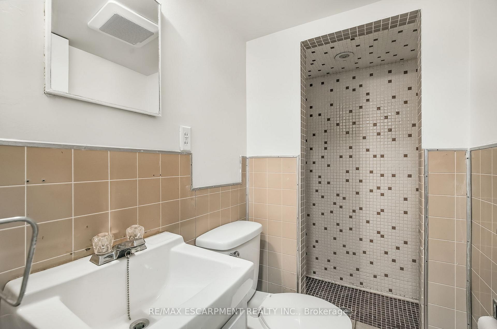 Photo 31 of 287 Montrose Avenue, Hamilton, Rosedale — HOMEH