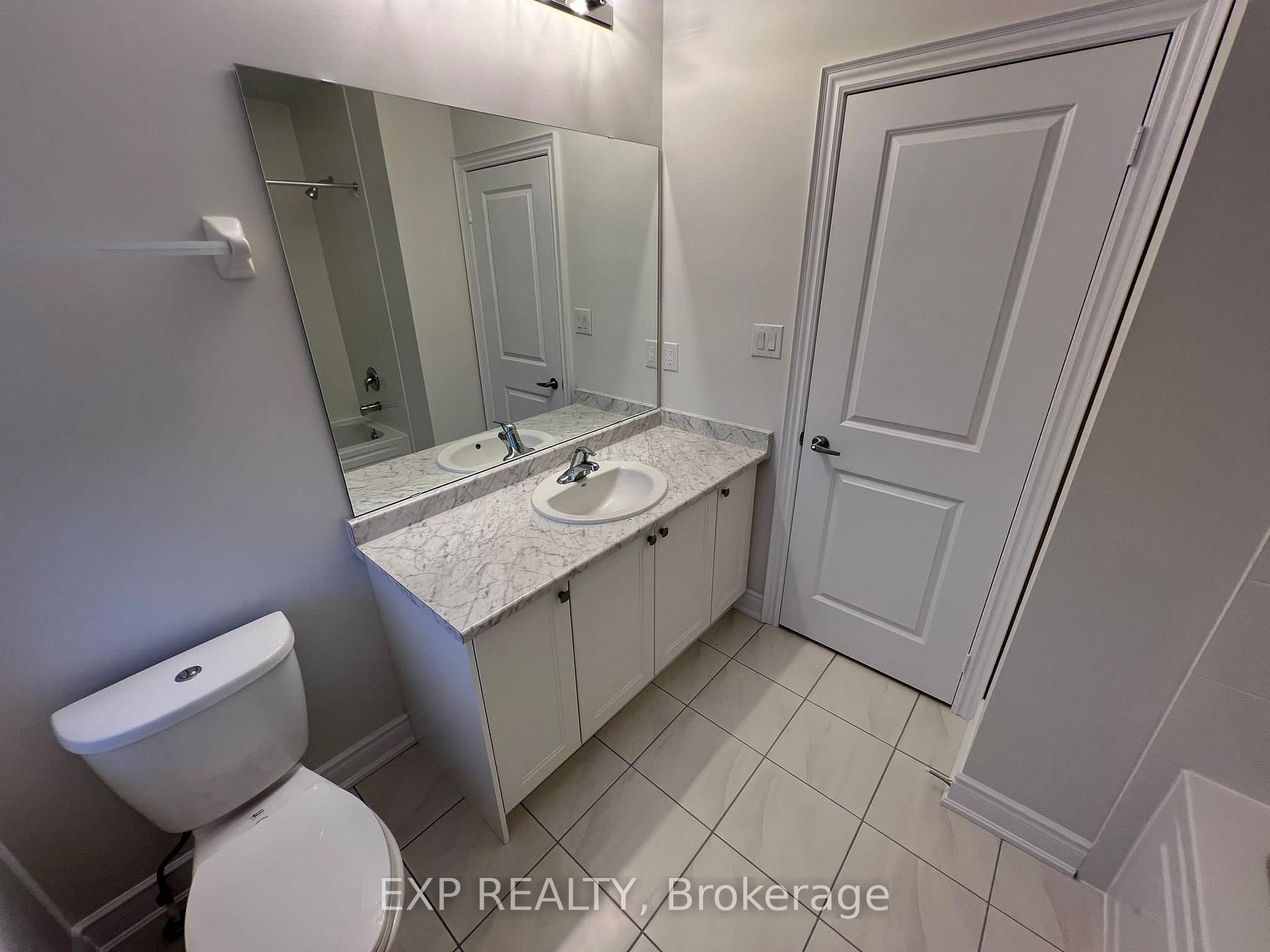 Photo 13 of 121 Tennant Circle, Vaughan, Vellore Village — HOMEH