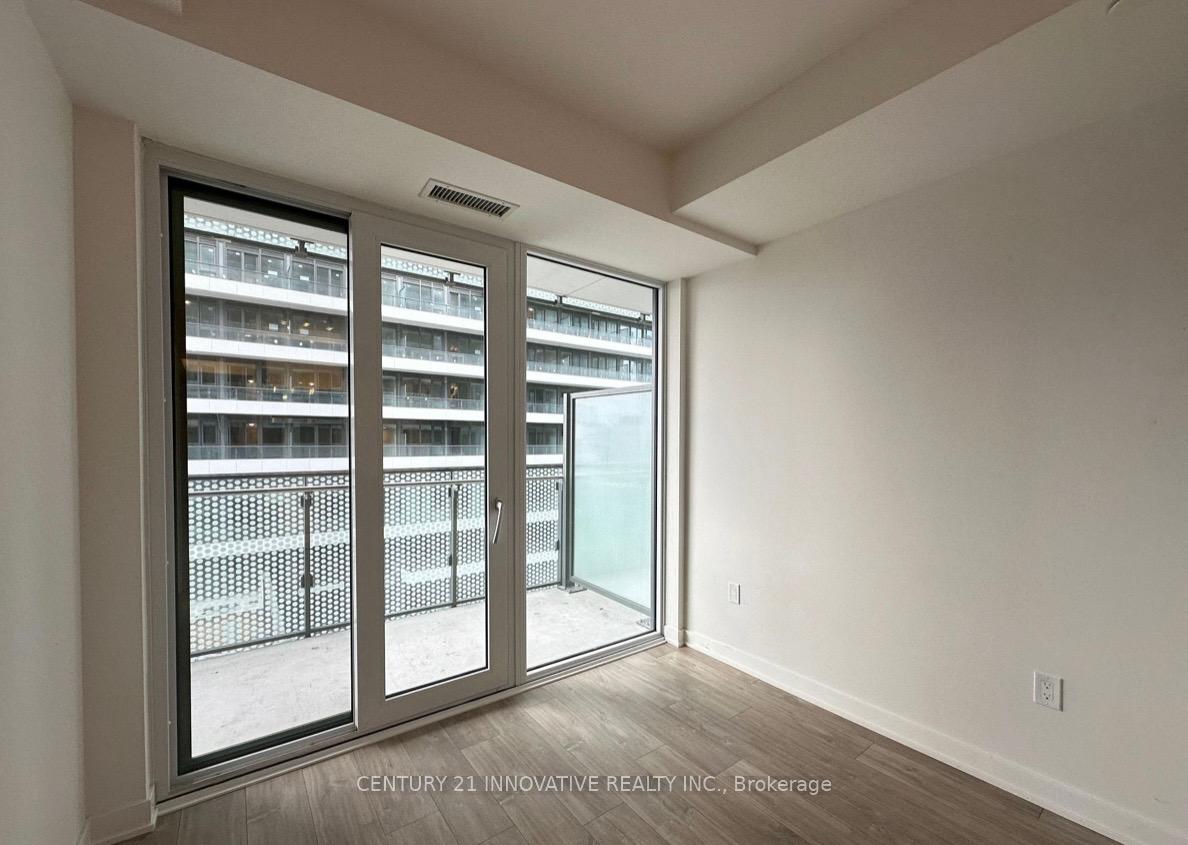 Front of Unit 2017 W, 135 Lower Sherbourne Street W