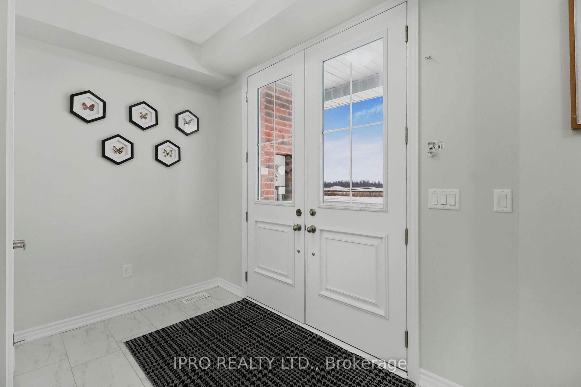 Photo 2 of 12238 McLaughlin Road E, Caledon, Rural Caledon — HOMEH