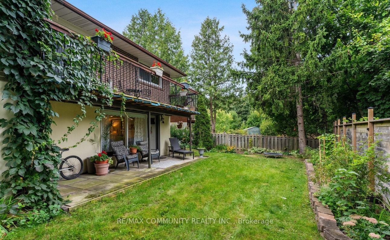 Photo 1 of 109 Thicketwood Drive, Scarborough, Eglinton East — HOMEH