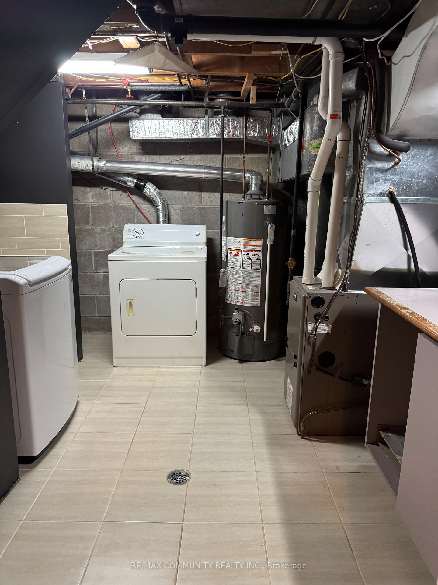 Photo 10 of 109 Thicketwood Drive, Scarborough, Eglinton East — HOMEH