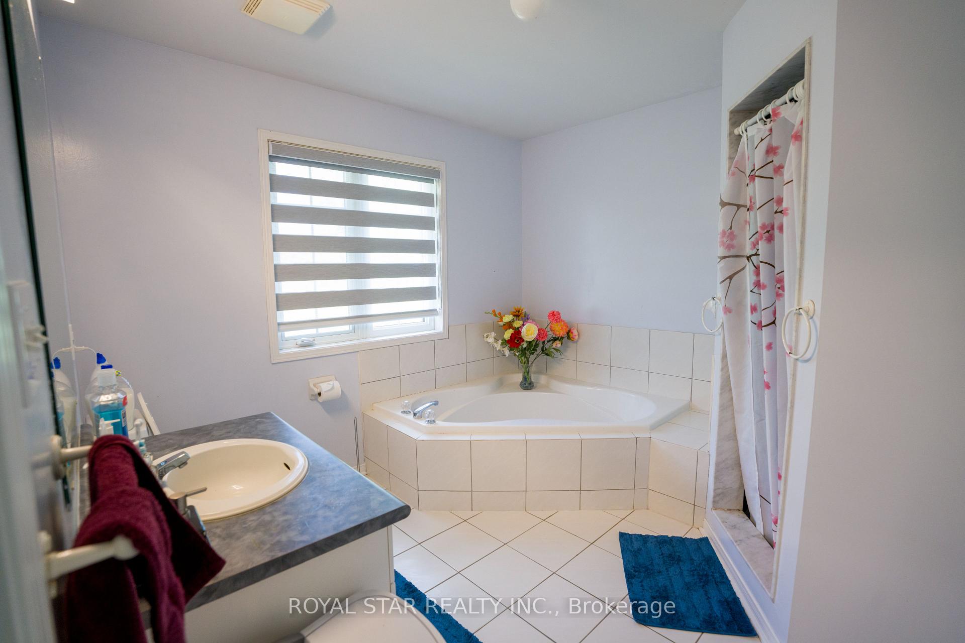 Photo 21 of 2389 Clearside Court, Pickering, Brock Ridge — HOMEH