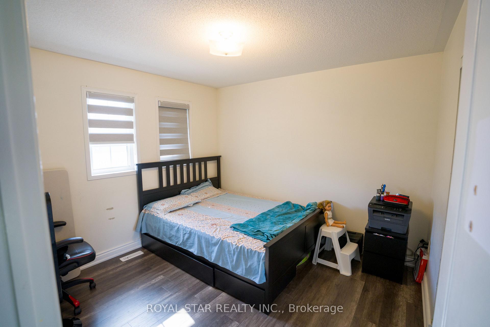 Photo 8 of 2389 Clearside Court, Pickering, Brock Ridge — HOMEH