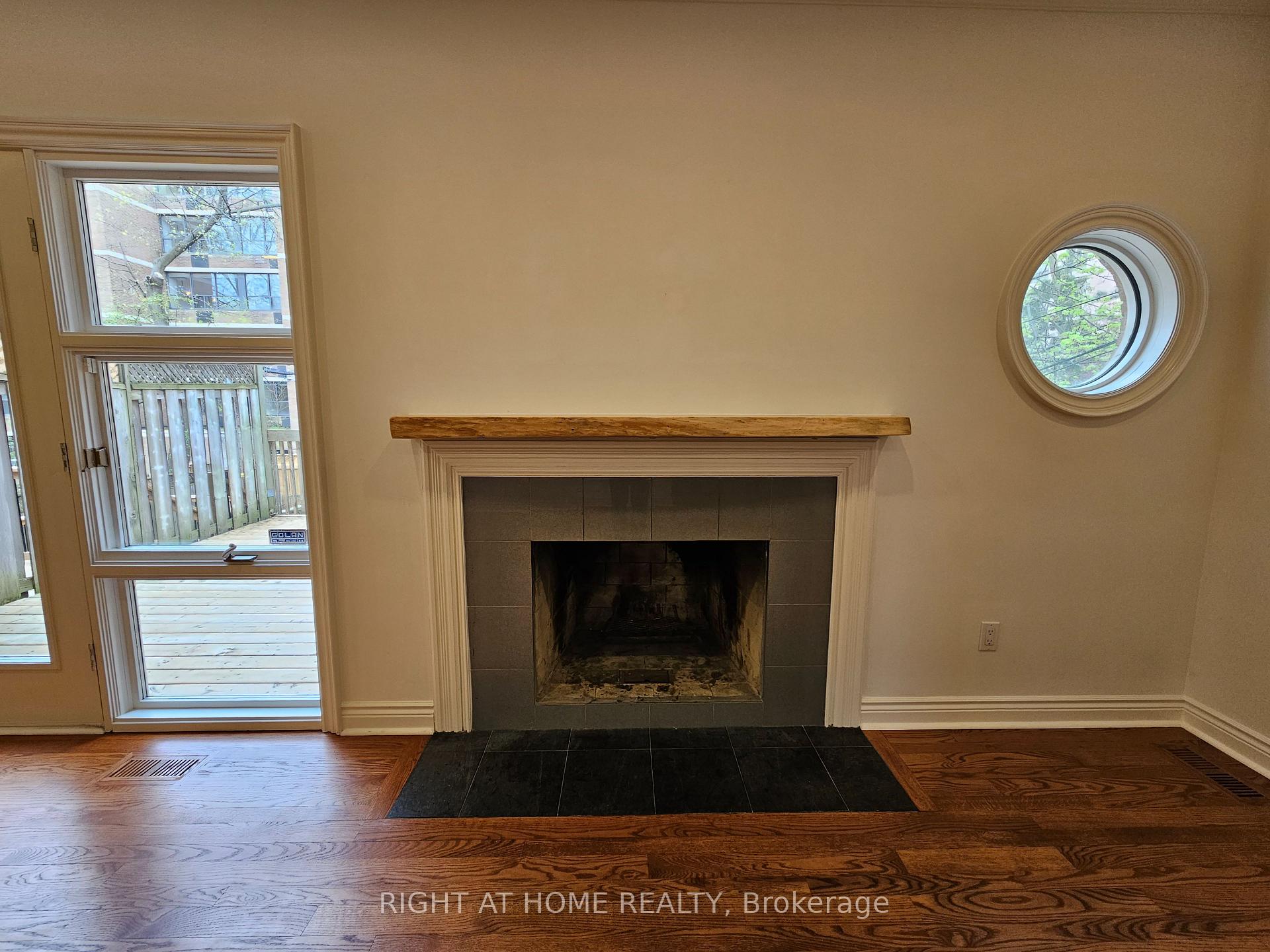 Photo 7 of 350A Spadina Road, Toronto, Forest Hill South — HOMEH