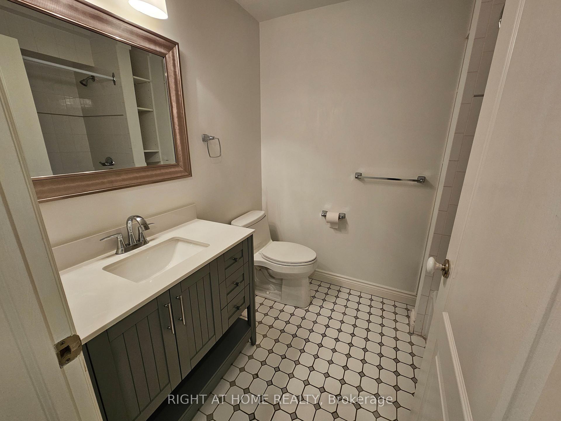 Photo 12 of 350A Spadina Road, Toronto, Forest Hill South — HOMEH
