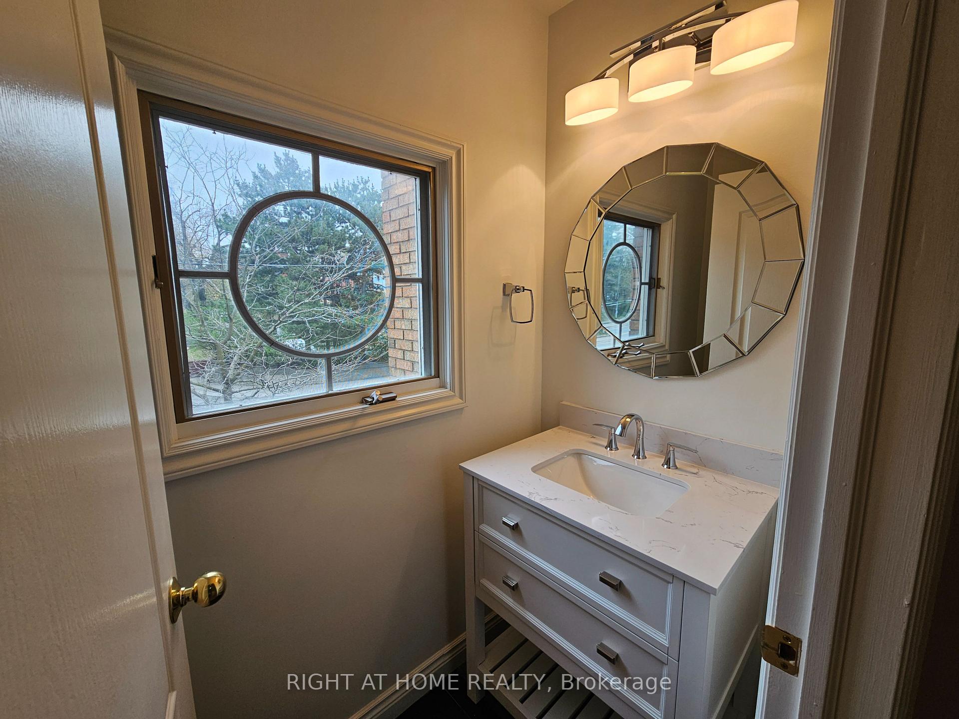 Photo 20 of 350A Spadina Road, Toronto, Forest Hill South — HOMEH