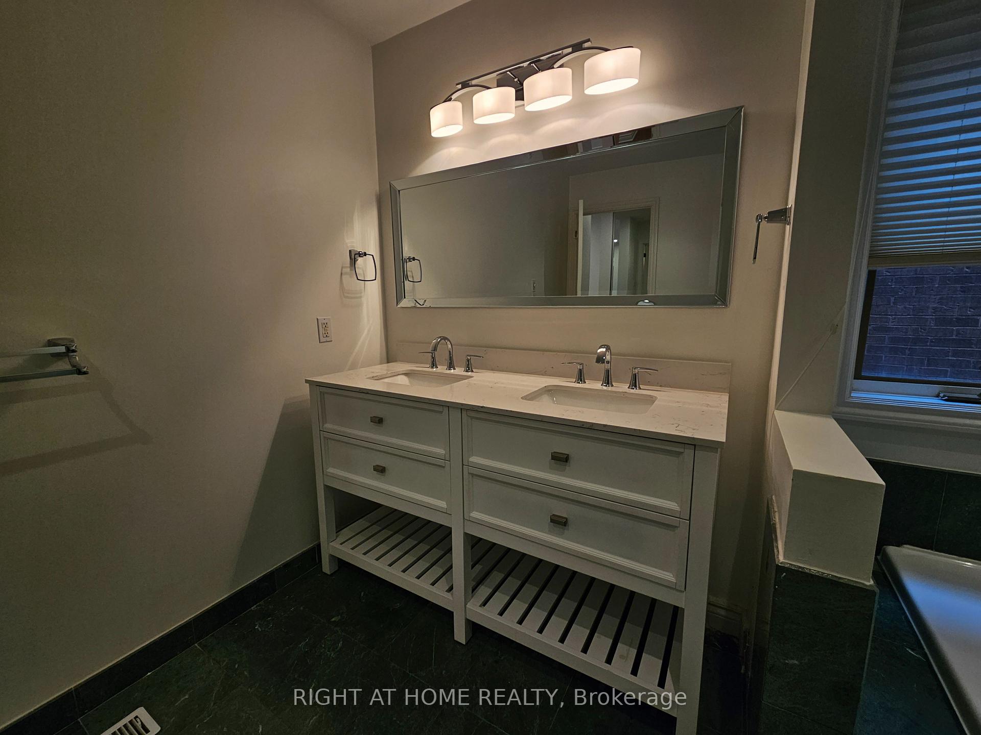 Photo 26 of 350A Spadina Road, Toronto, Forest Hill South — HOMEH