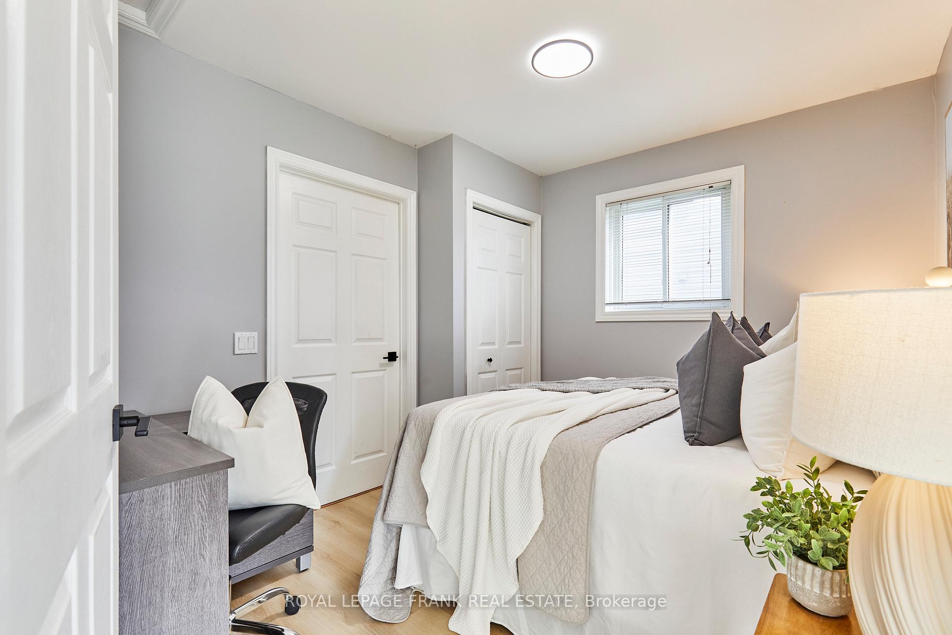 Photo 16 of 24 Roser Crescent, Clarington, Bowmanville — HOMEH