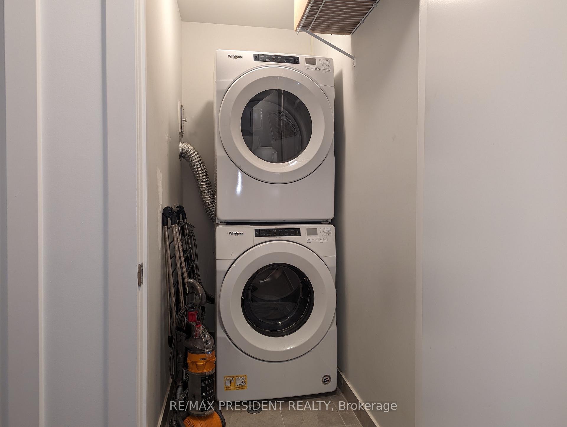 Photo 8 of Unit 45, 590 North Service Road, Hamilton, Stoney Creek — HOMEH