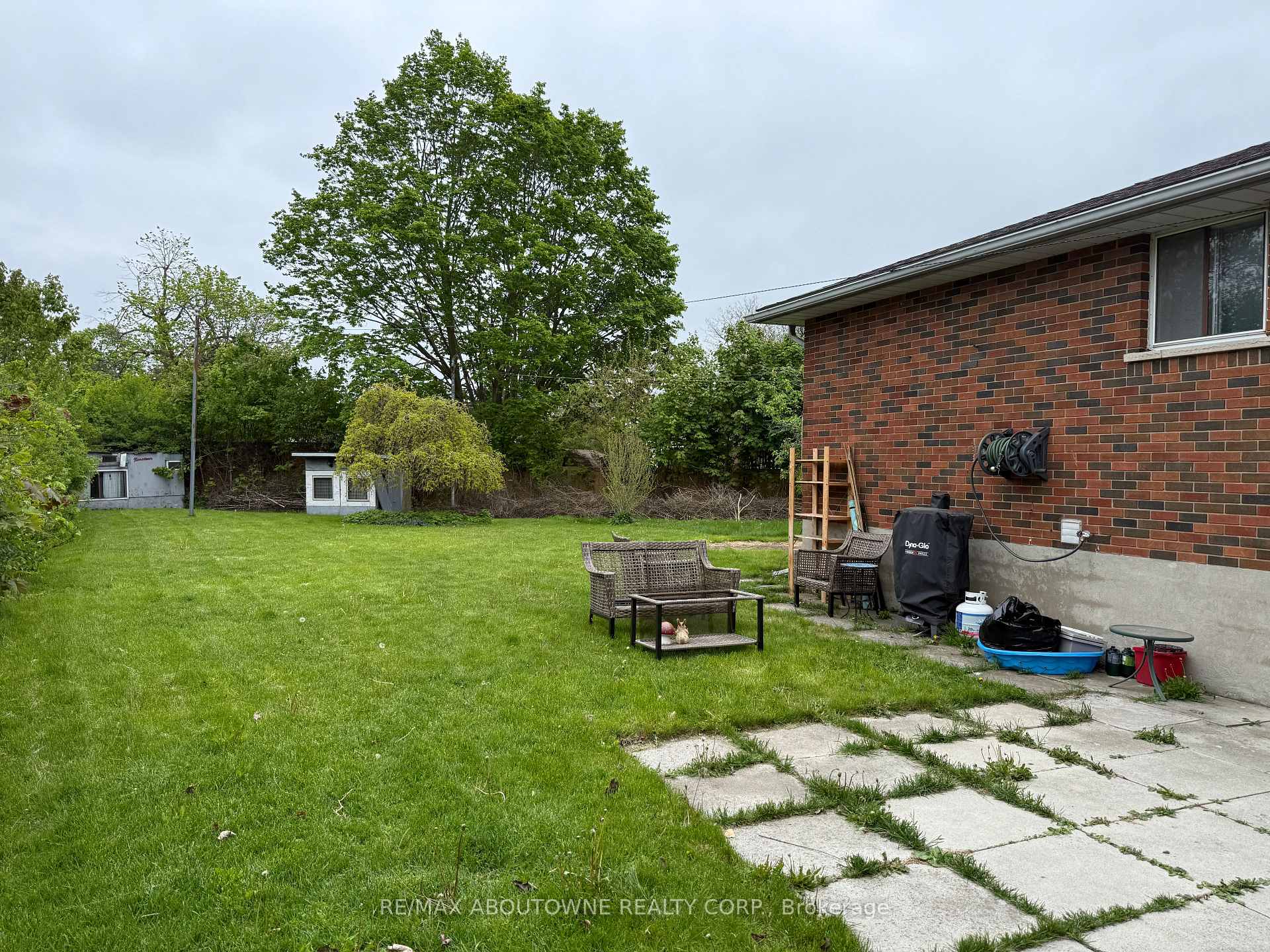 Photo 14 of Unit MAIN, 19 Algoma Drive, Guelph, Victoria North — HOMEH