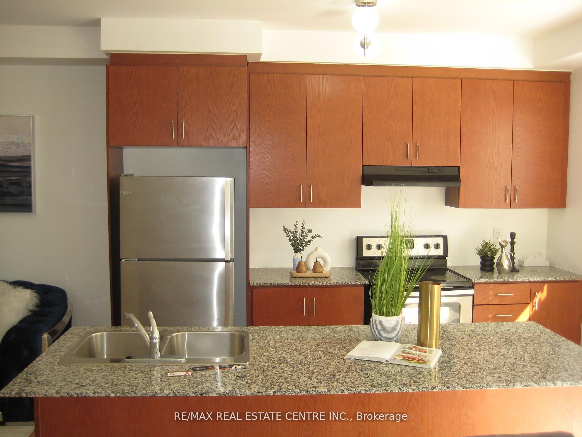 Photo 12 of 13 Sail Road, Brampton, Northwest Brampton — HOMEH