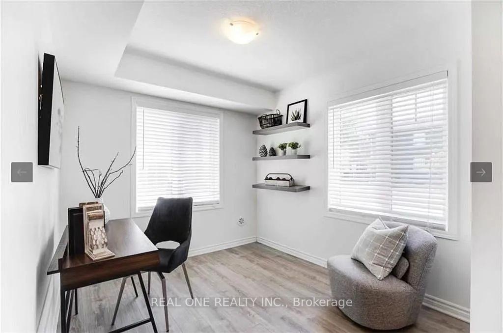 Photo 2 of Unit 48, 22 Spring Creek Drive, Hamilton, Waterdown — HOMEH