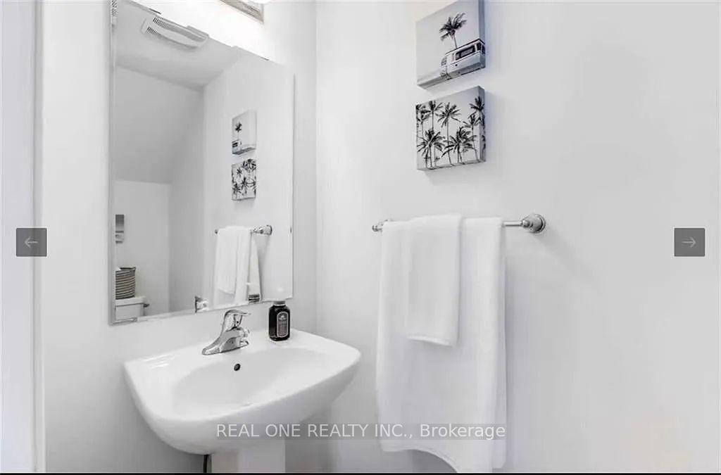 Photo 3 of Unit 48, 22 Spring Creek Drive, Hamilton, Waterdown — HOMEH